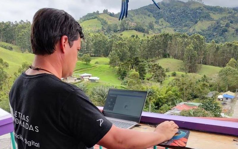 cómo-trabajar-y-viajar-una-manera-de-andar
